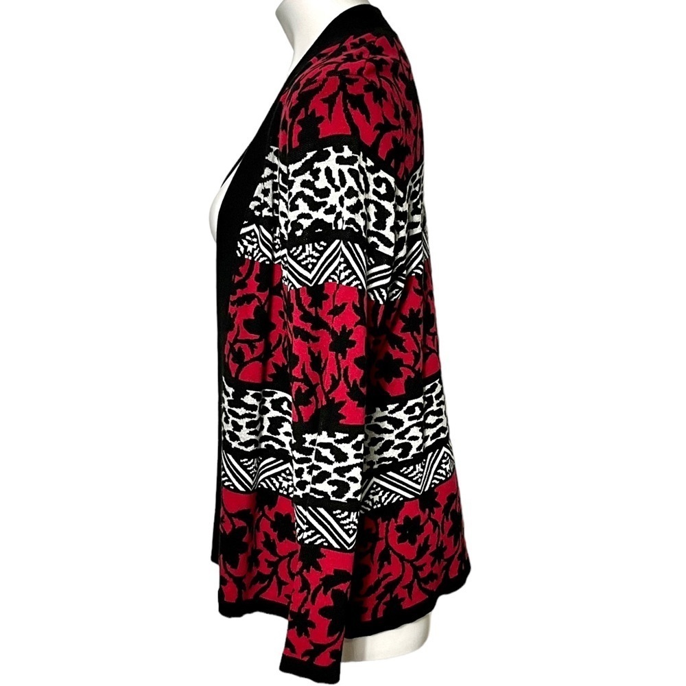 Alfred Dunner Geometric Print Cardigan Sweater Size Large Red/Black - Picture 3 of 5